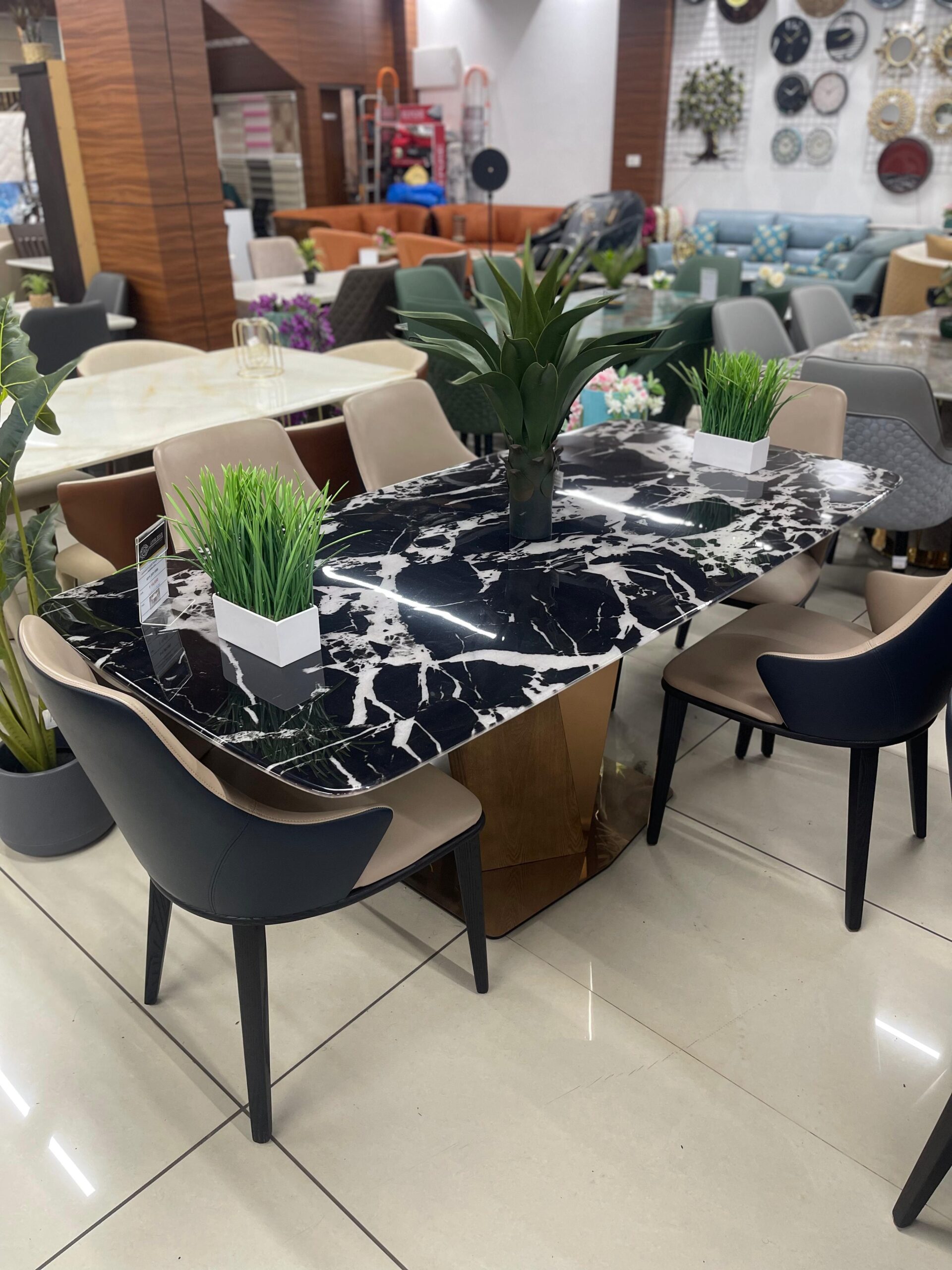 Dining Table Set – Design 09